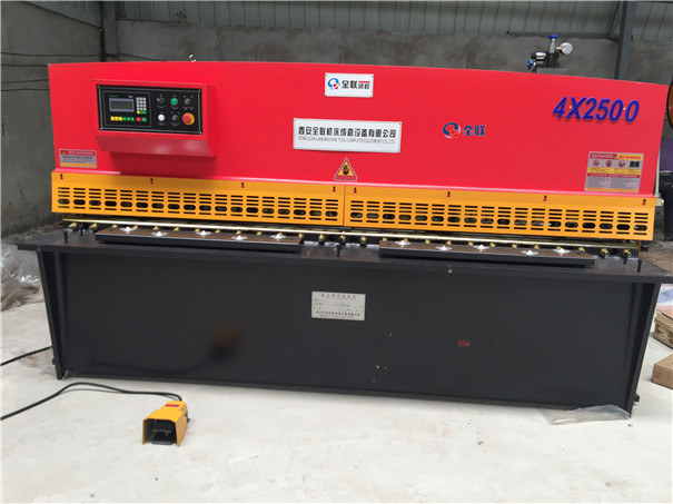 可傾壓(yā)力機 可傾(qīng)壓力機