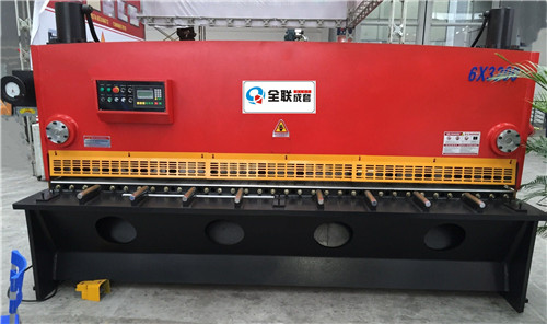 剪闆機 剪闆(pan)機