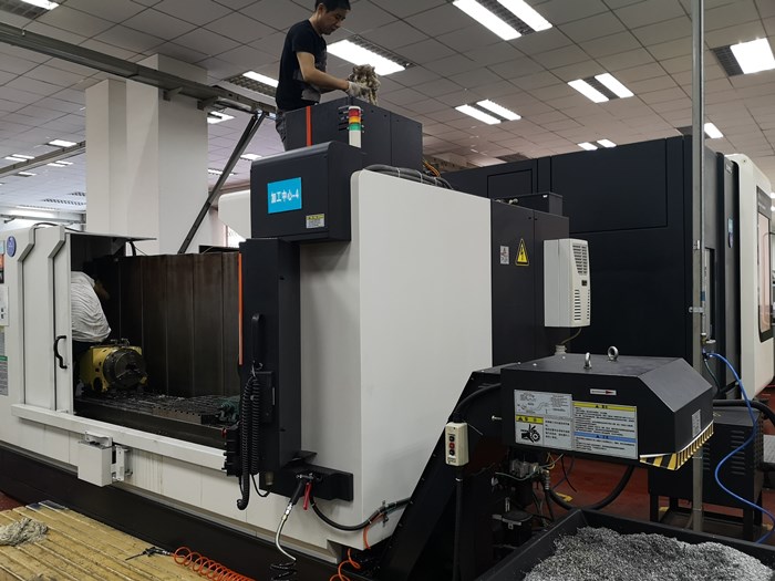 數(shù)控機床 數控機床(chuang)