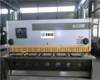 剪(jiǎn)闆機生産制(zhì)造商哪家好(hǎo)？