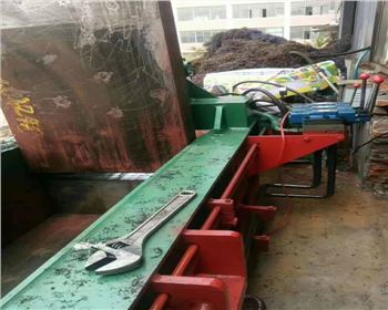 液壓打(dǎ)包機維修(xiū)保養