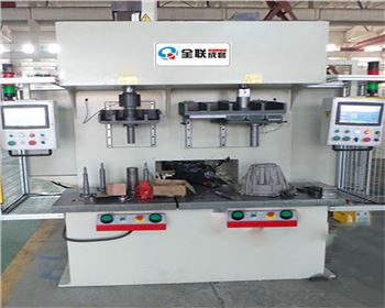 液(yè)壓機設備專業(ye)維修清洗時注(zhù)意事項