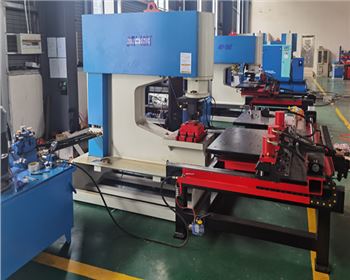 液(yè)壓數控沖(chòng)孔中心